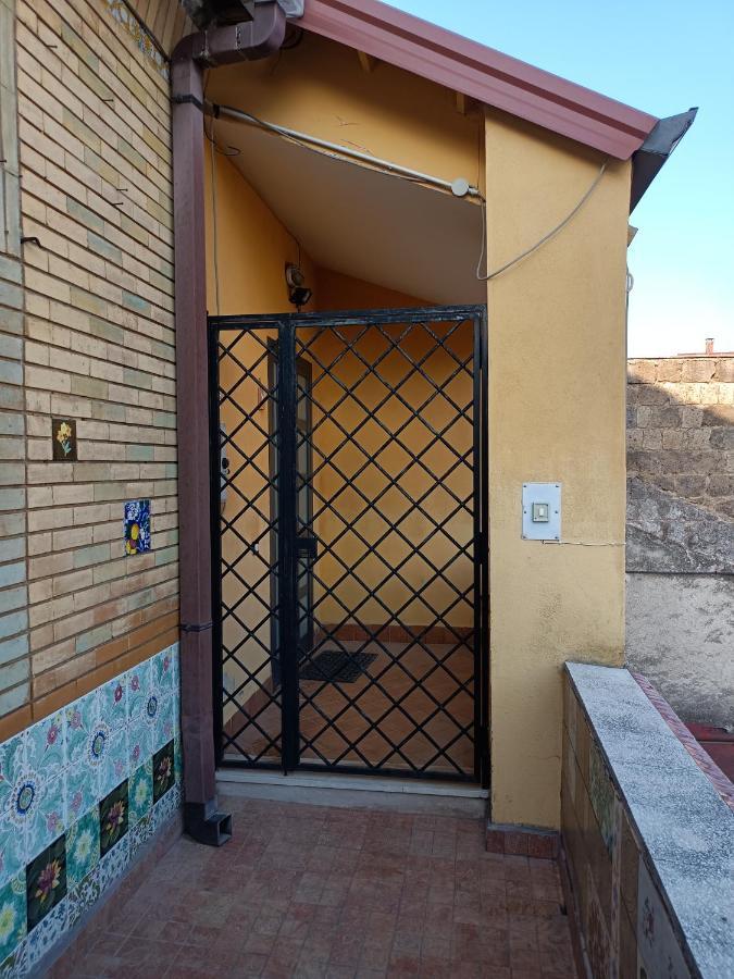 Hakuna Matata ,Grazioso Appartamento In Centro カゼルタ エクステリア 写真